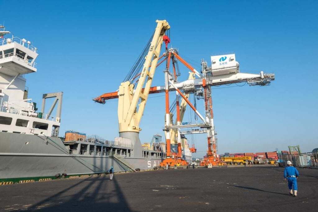 Lone Kaohsiung Container Crane