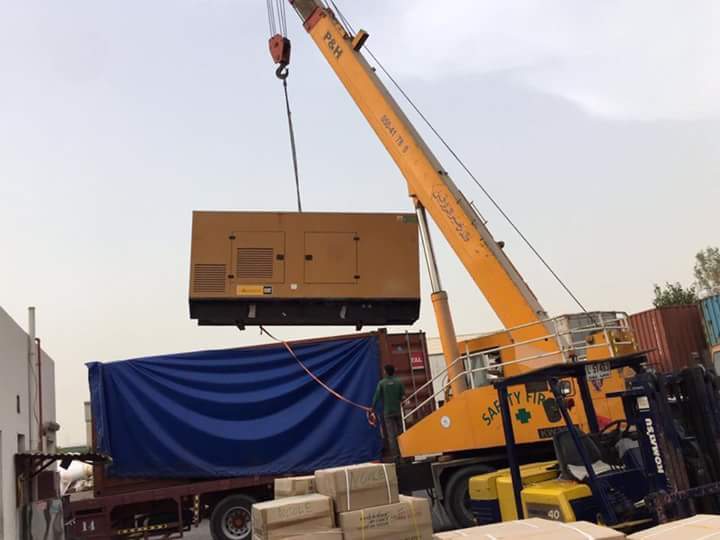 Loading a Generator to an open top container