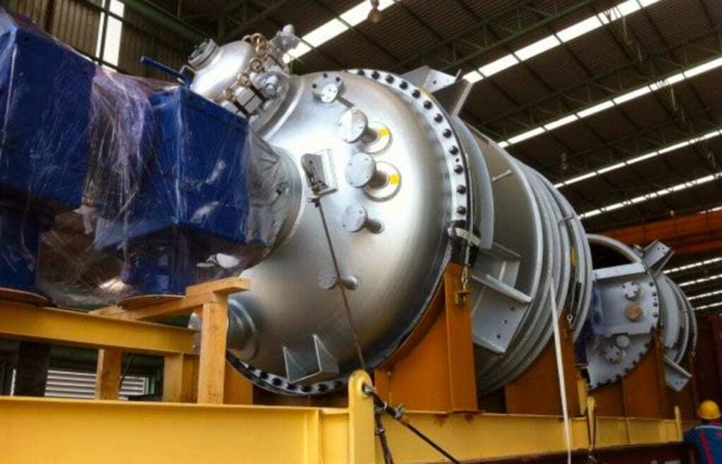Packing/lashing 3 units Agitators from Banbung to Laem Chabang port destined for Vietnam